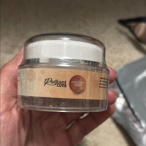 Radiant Cutis Anti-Aging Cream